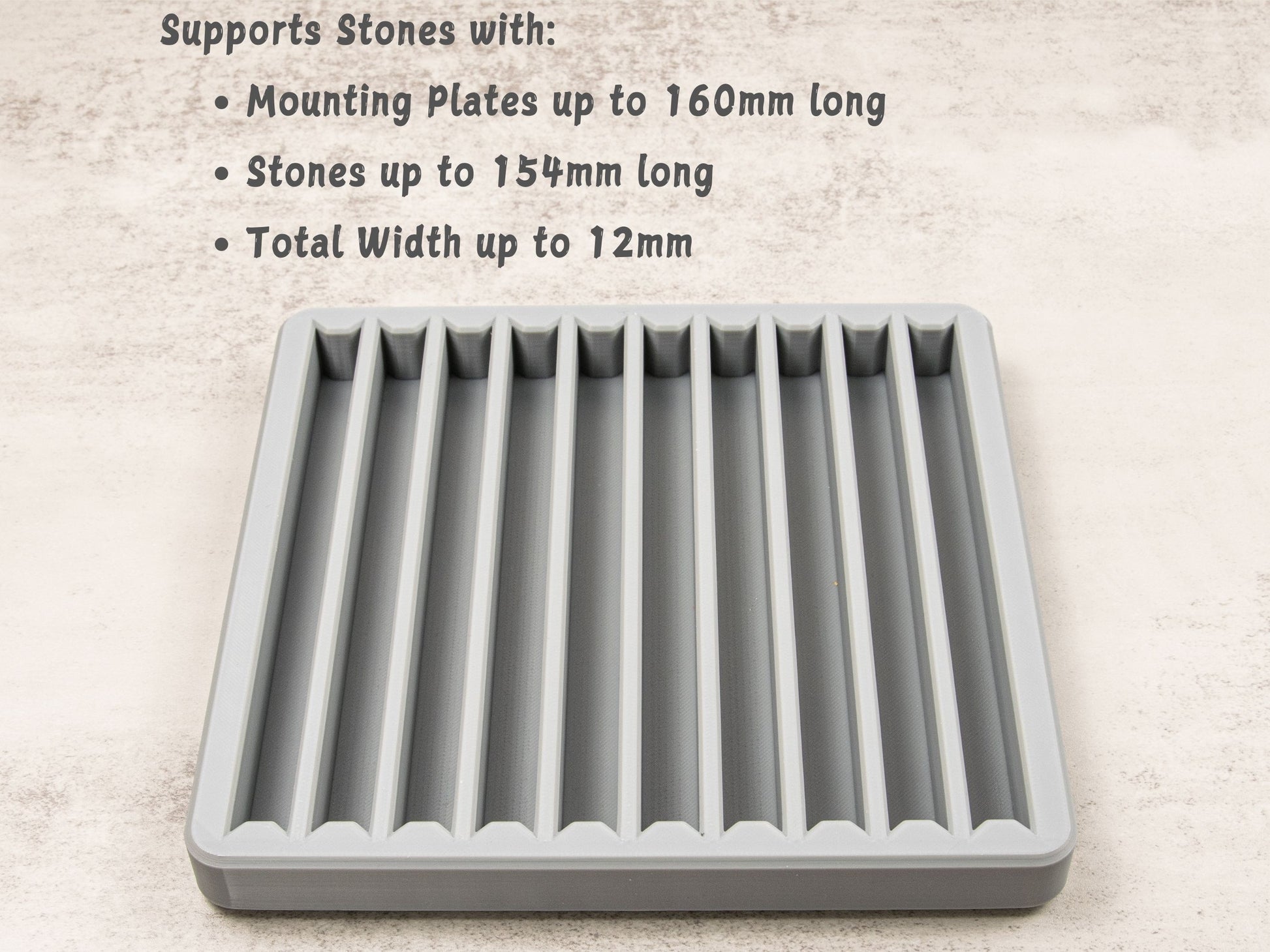 Top-down view of sharpening stone tray showing 10 slots with text overlay listing compatible dimensions: 160mm plate, 154mm stone, 12mm thickness.